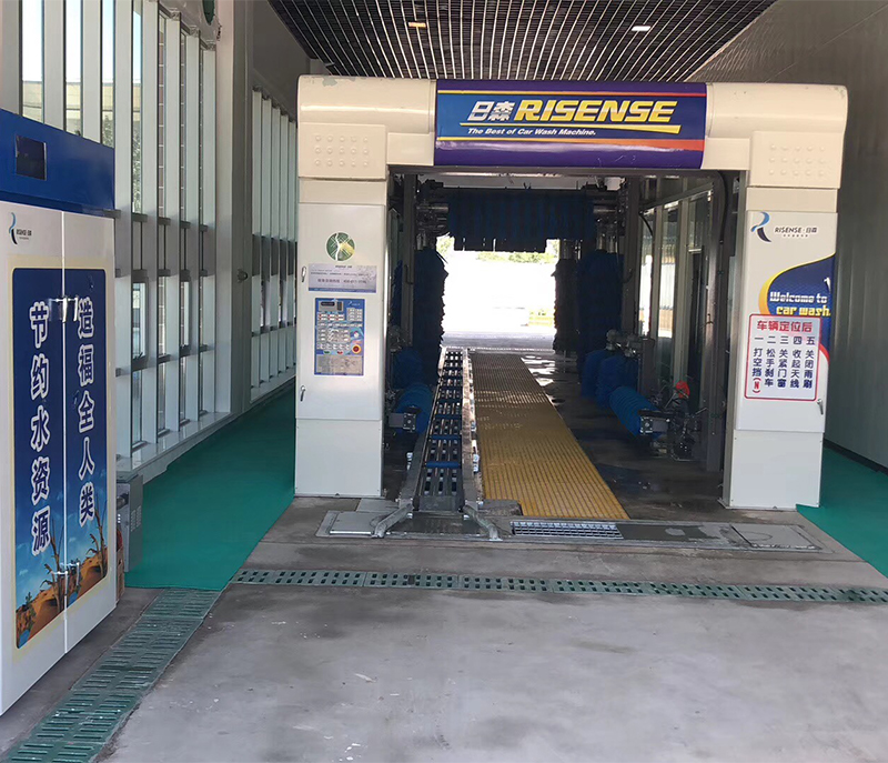 金龙隧道式洗车机CC-695